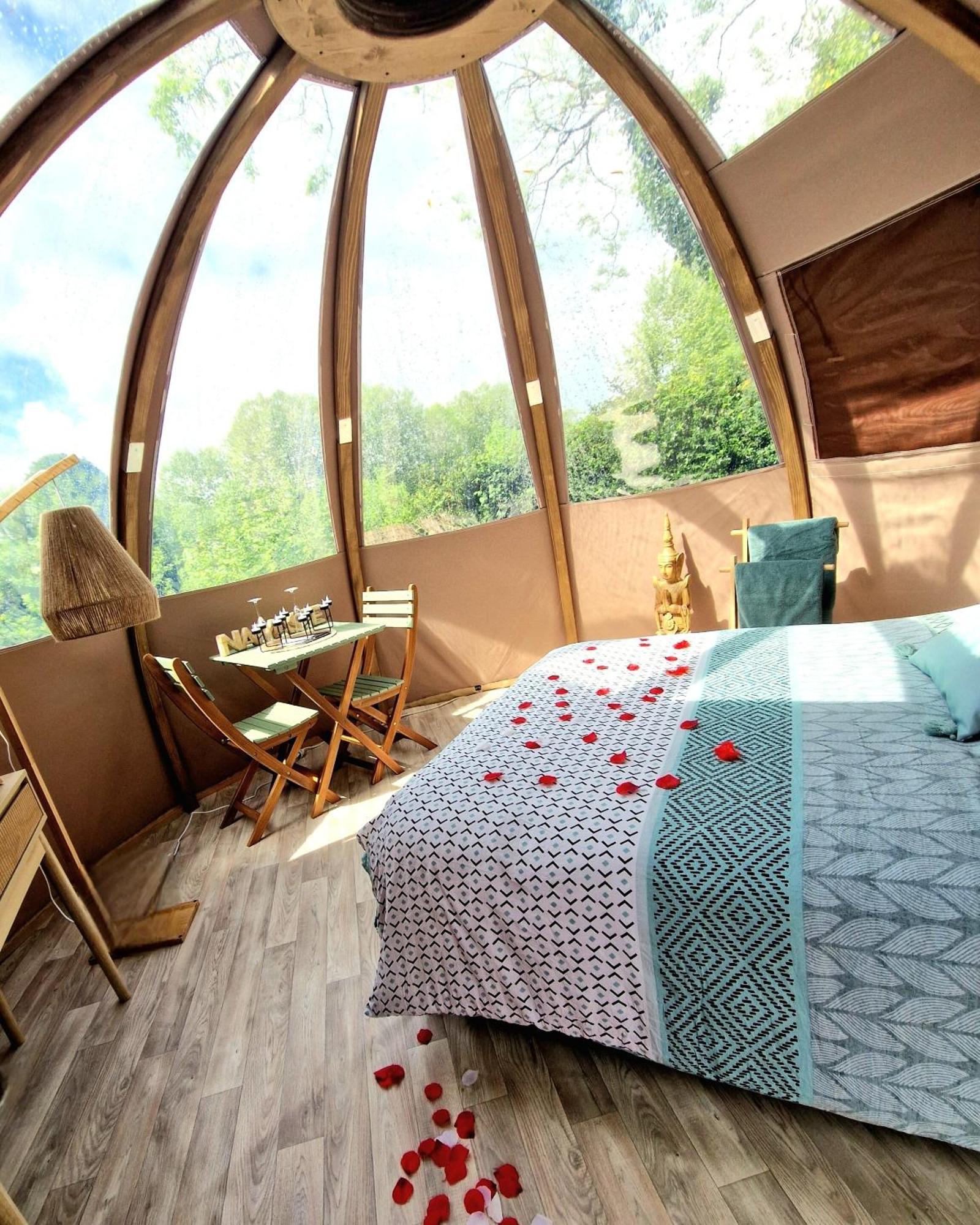 Bed and Breakfast Les Nuits De Cassiopee Sorde-lʼAbbaye Habitación foto